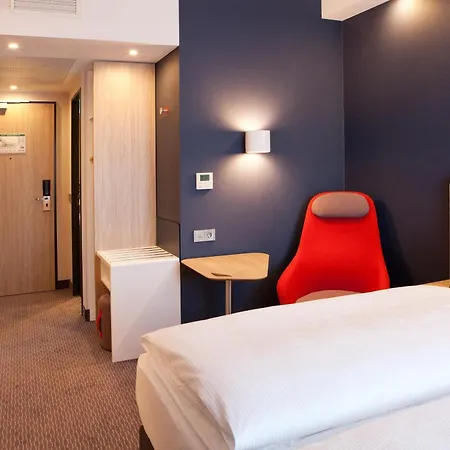 Express Munich - By Ihg