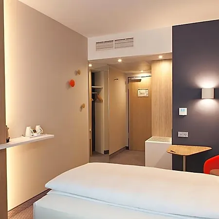 Express Munich - By Ihg