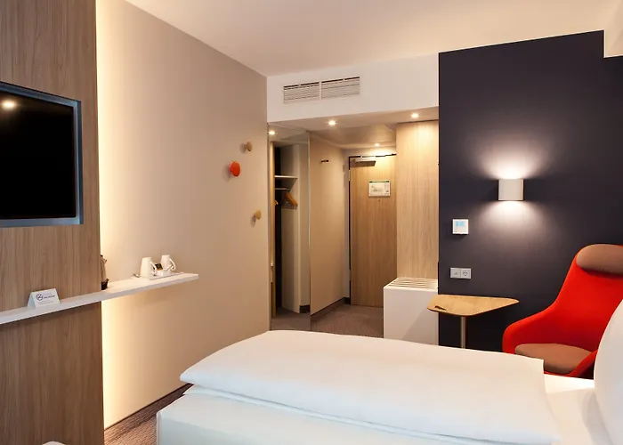 Express Munich - By Ihg